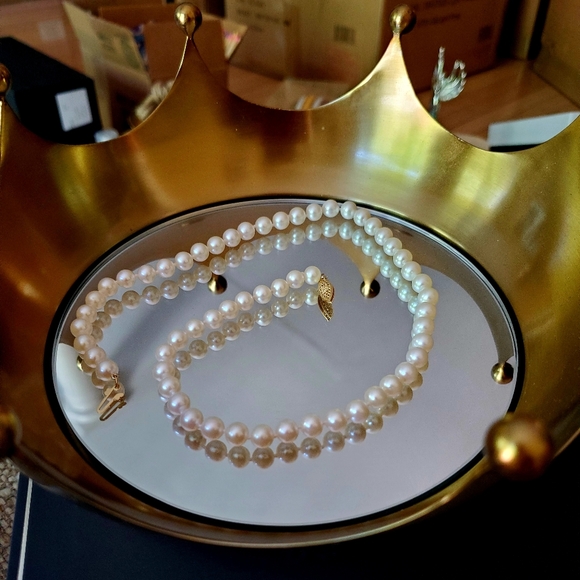 14K Gold Pearl Necklace - Picture 5 of 9